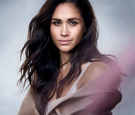 meghan markle signature makeup